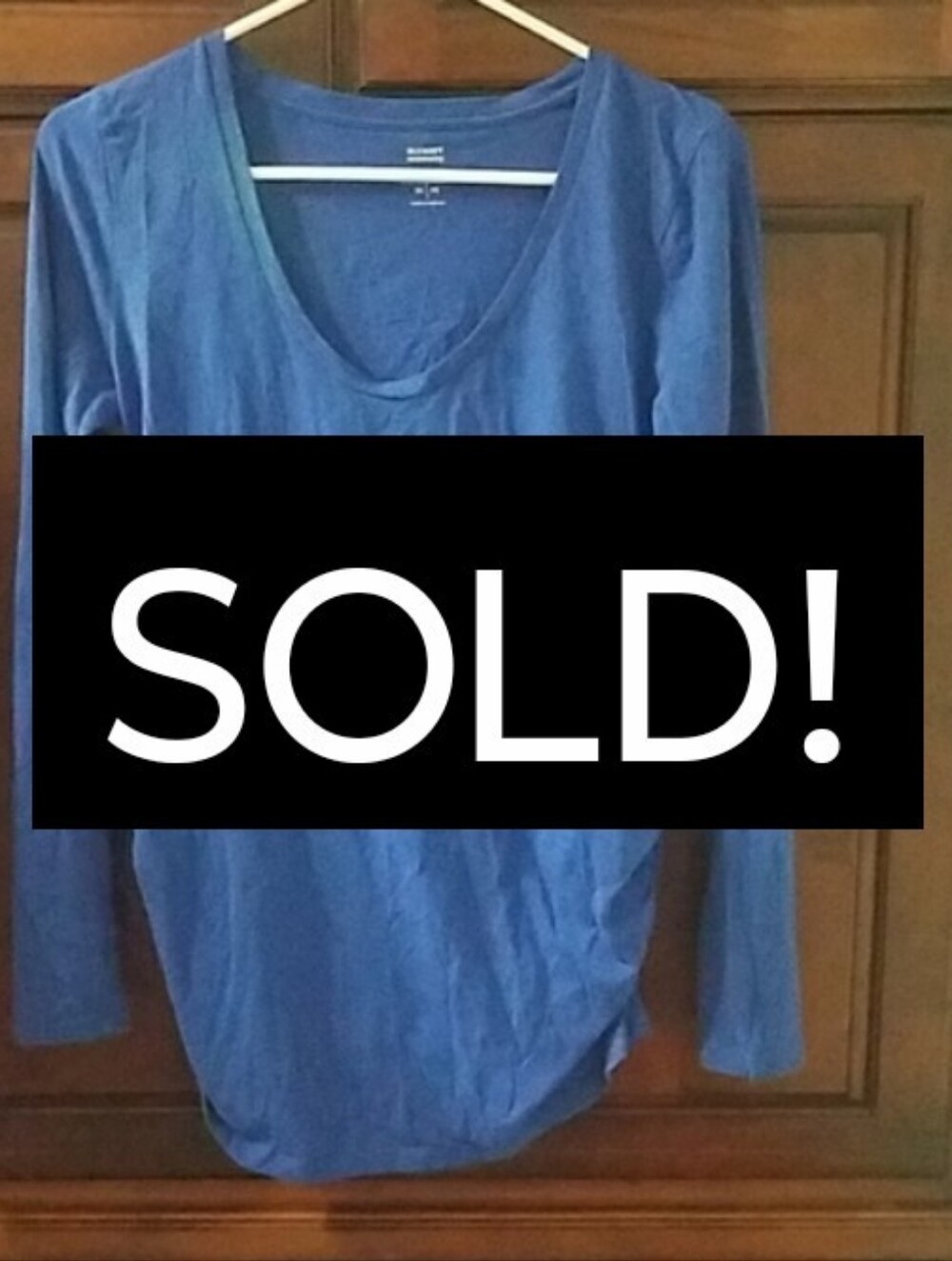 🌹Old Navy maternity size M long sleeve shirt